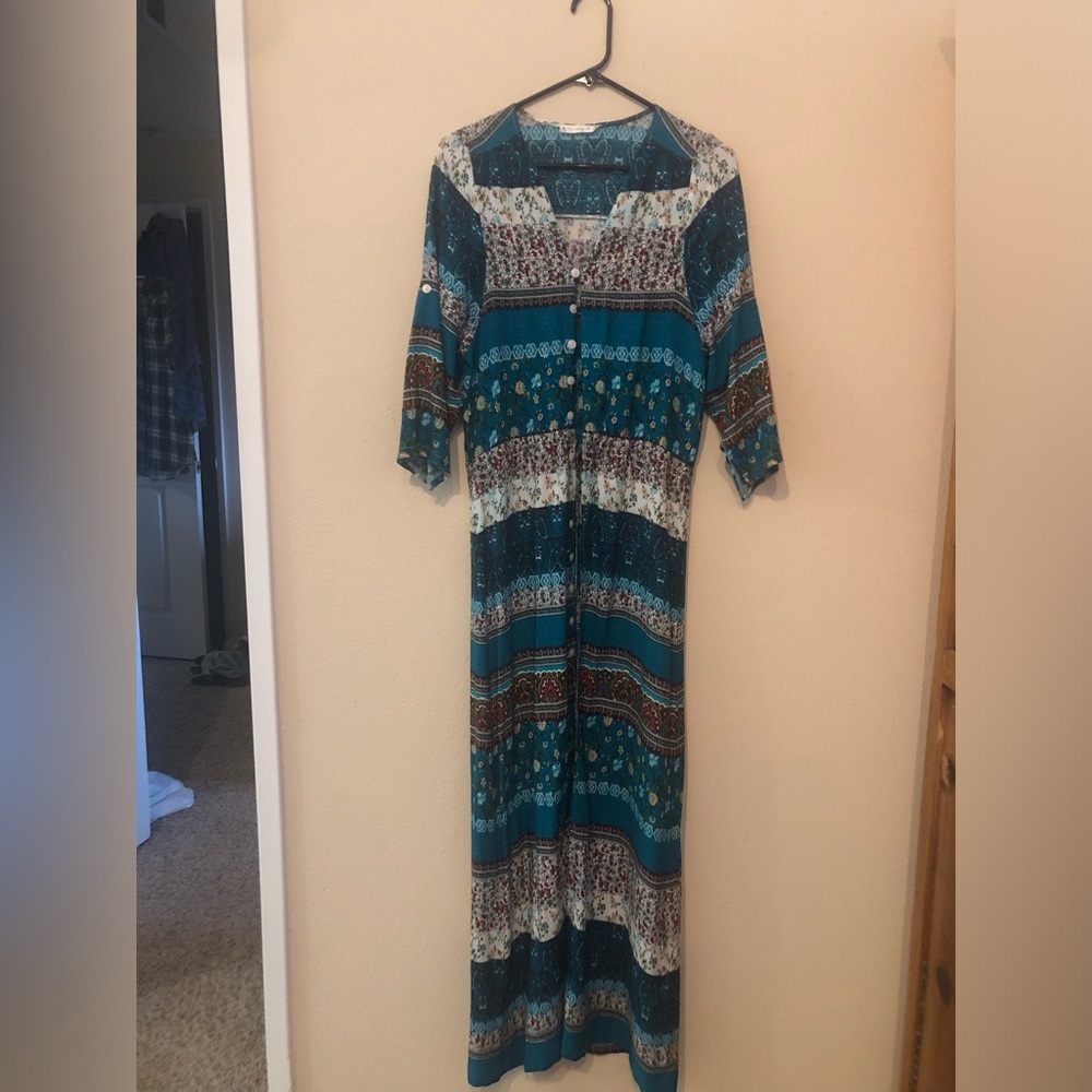 Elegant Teal and White Maxi Dress